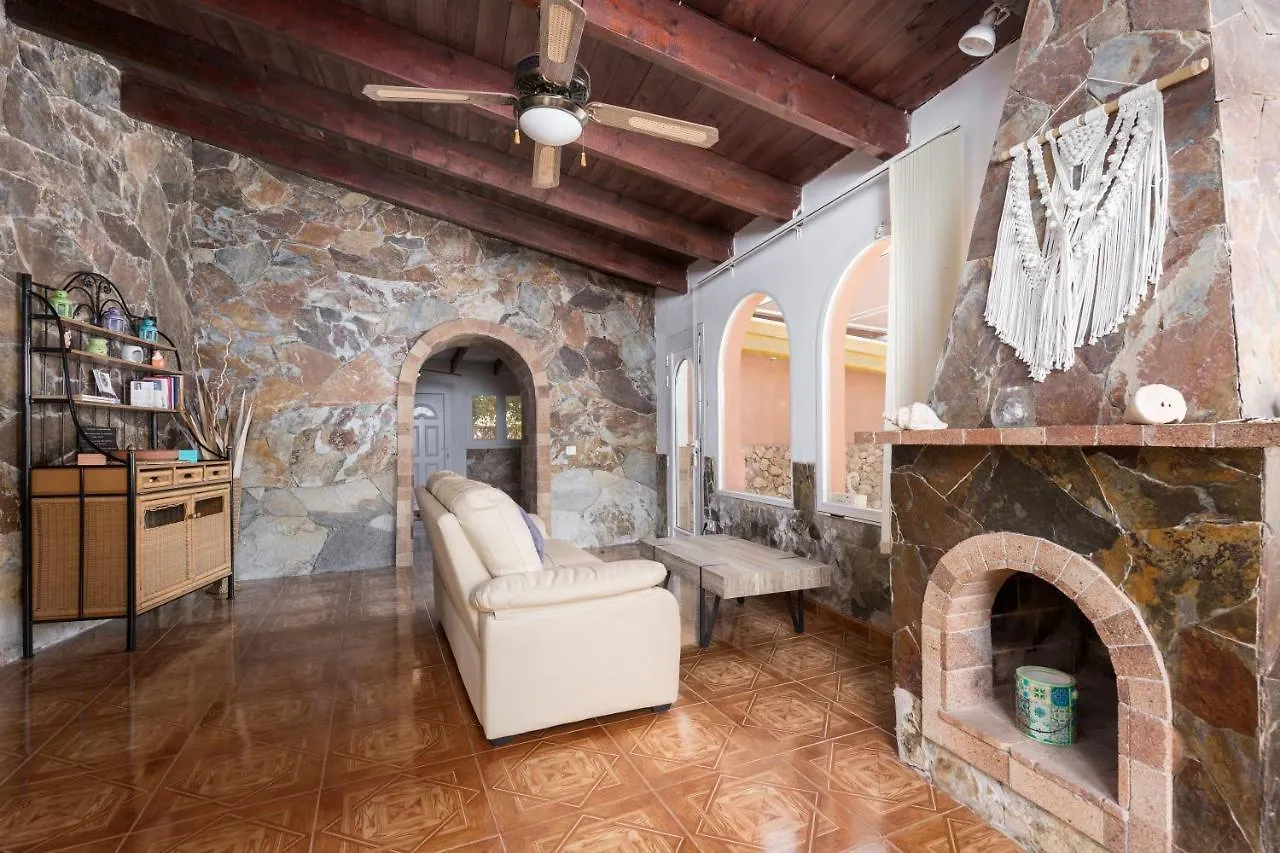 Home2Book Villa Guayarmina, Private Pool Triquivijate