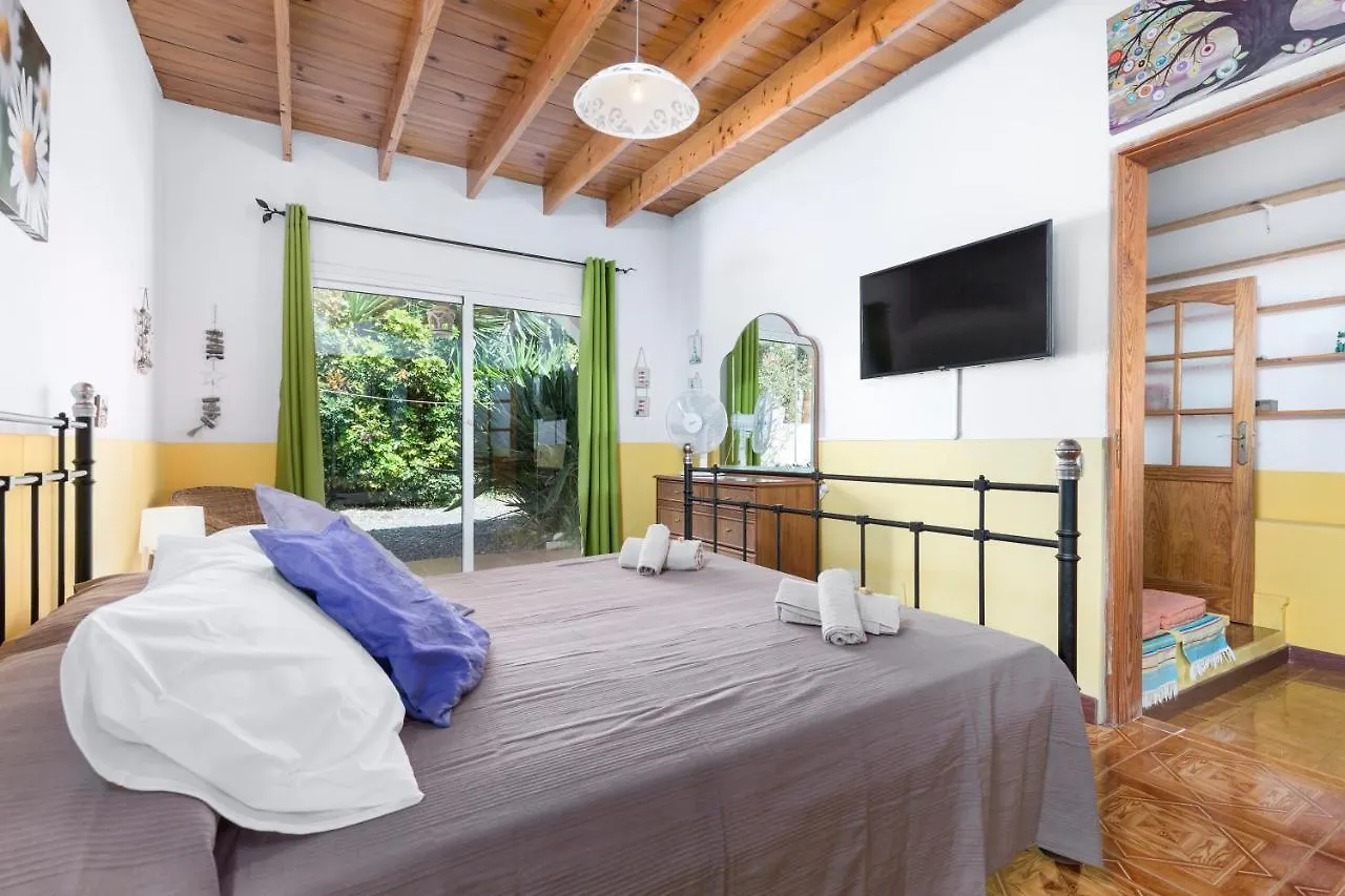 Holiday home Home2Book Villa Guayarmina, Private Pool Triquivijate